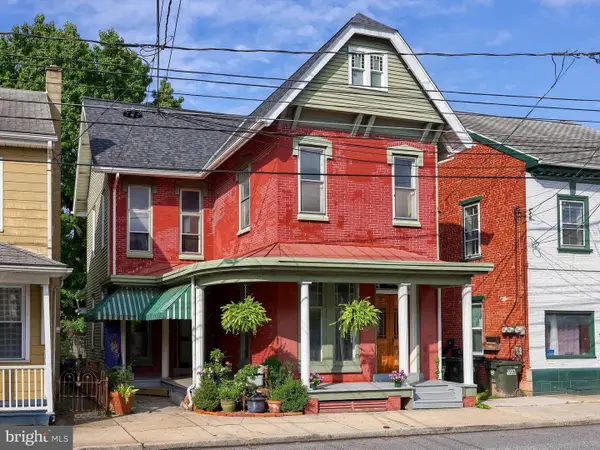 130 S Main St, MANHEIM, PA 17545