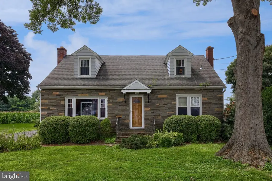 9 Barbara Ave, Willow Street, PA 17584 - #3