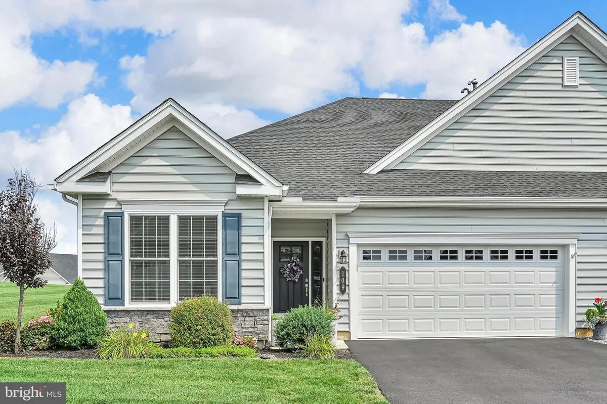 109 Republic Ter, East Petersburg, PA 17520 - #1