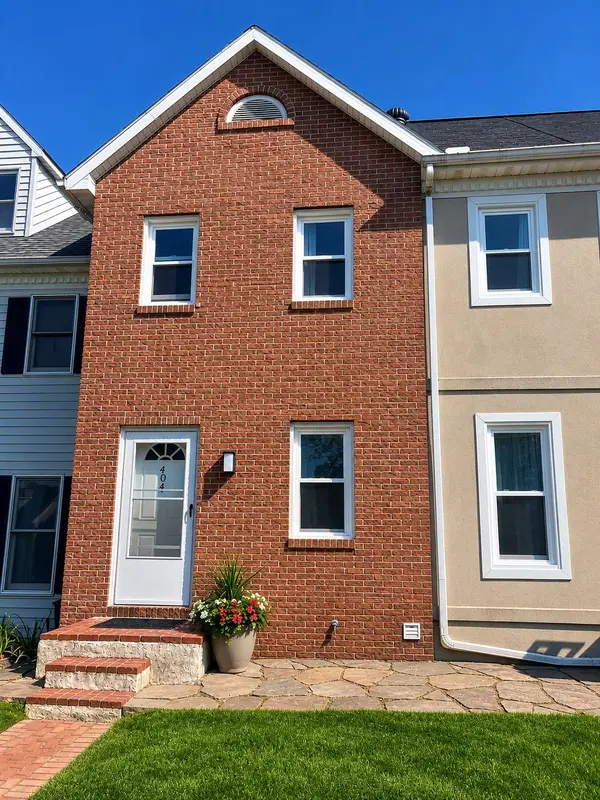 404 Cardinal Rd, LITITZ, PA 17543