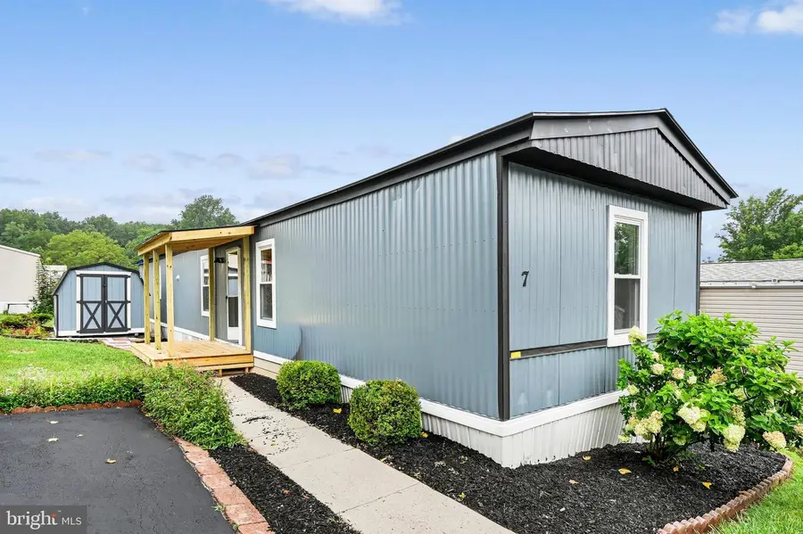7 Spruce Dr, Reinholds, PA 17569 - #2