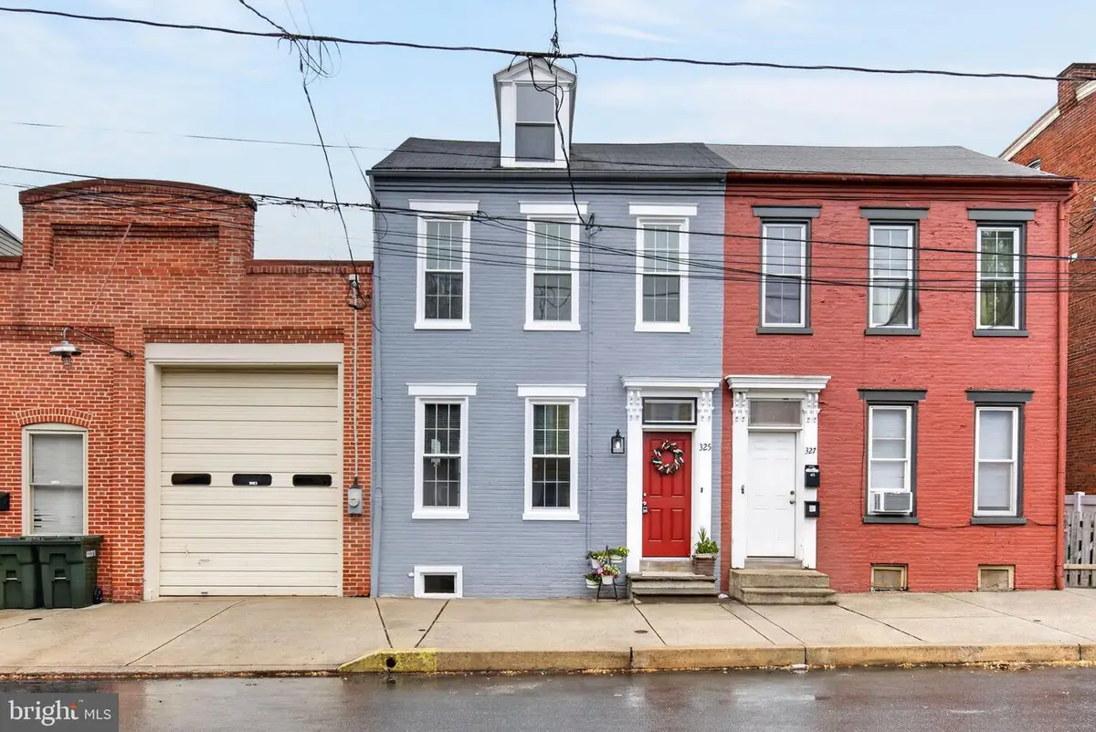 325 Cherry St, Columbia, PA 17512 - #1