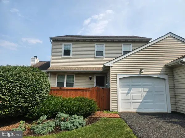 112 Winding Hill Dr, LANCASTER, PA 17601