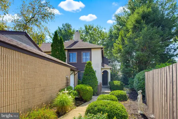 409 Stonegate Ct, MILLERSVILLE, PA 17551