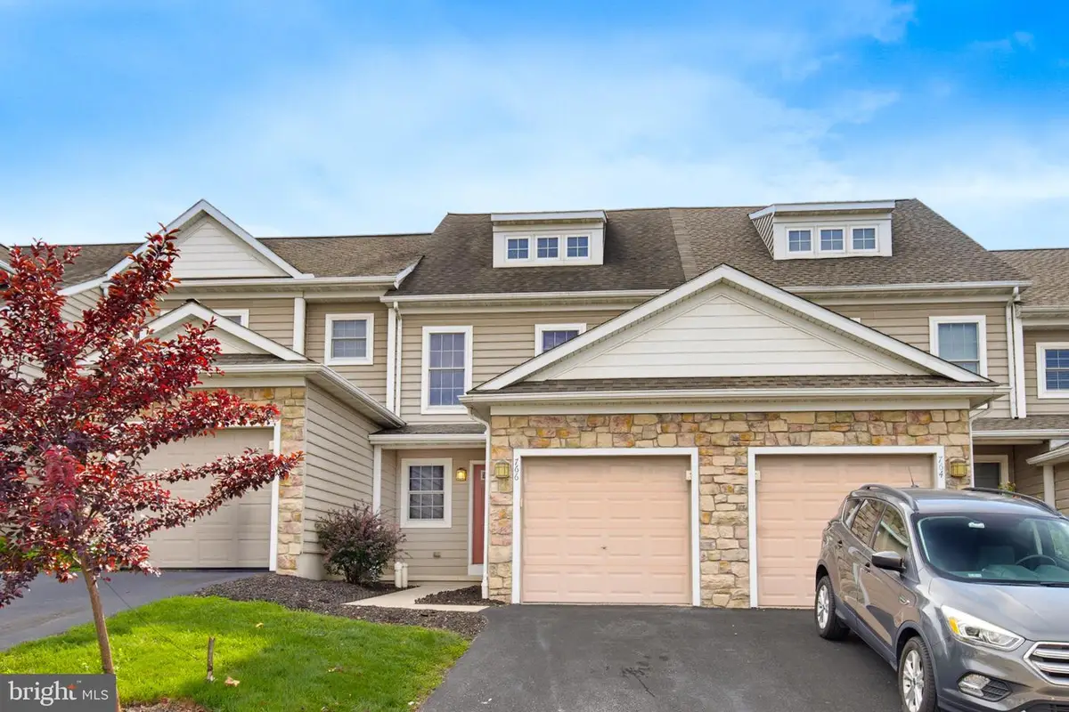 766 Keller Dr, Lititz, PA 17543 - #1