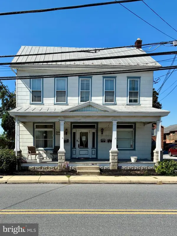 1526 W Main St, EPHRATA, PA 17522