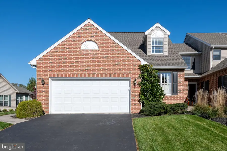 2 Spring Hill Ln, Mountville, PA 17554 - #2