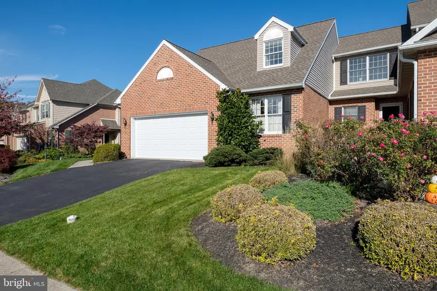 2 Spring Hill Ln, Mountville, PA 17554 - #3