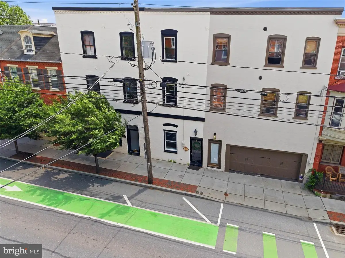 16 E Walnut St, Lancaster, PA 17602 - #1