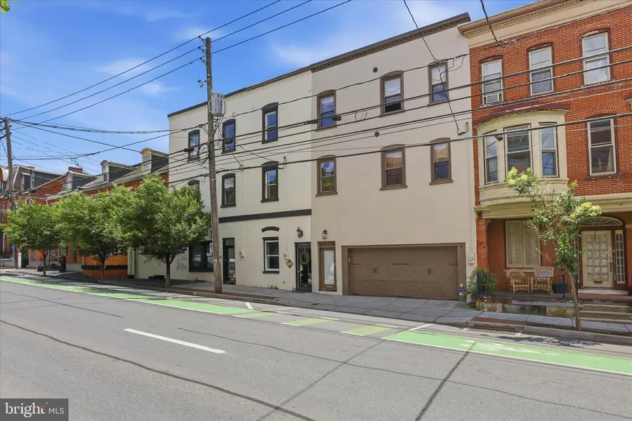 16 E Walnut St, Lancaster, PA 17602 - #3