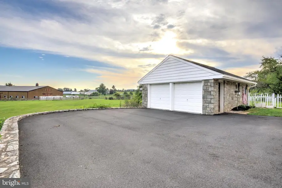 844 W Swartzville Rd, Reinholds, PA 17569 - #3