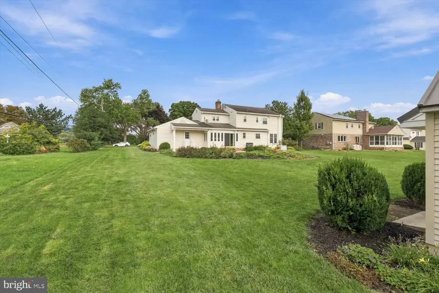336 Richland Dr, Lancaster, PA 17601 - #2