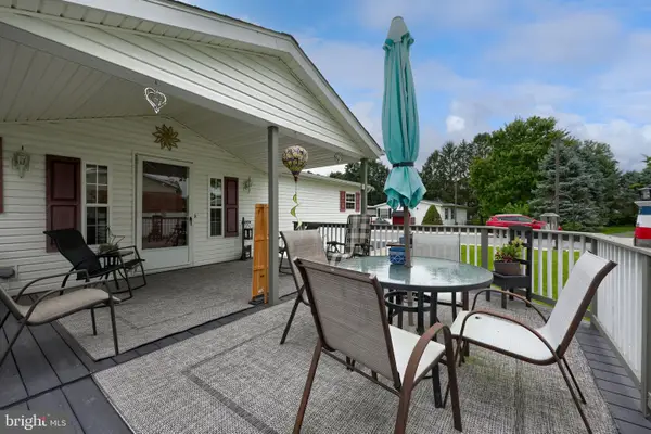 101 Lilly Dr, EPHRATA, PA 17522