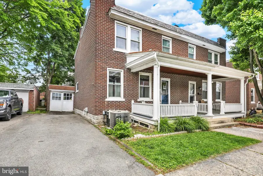 835 Ocean Ave, Lancaster, PA 17603 - #2