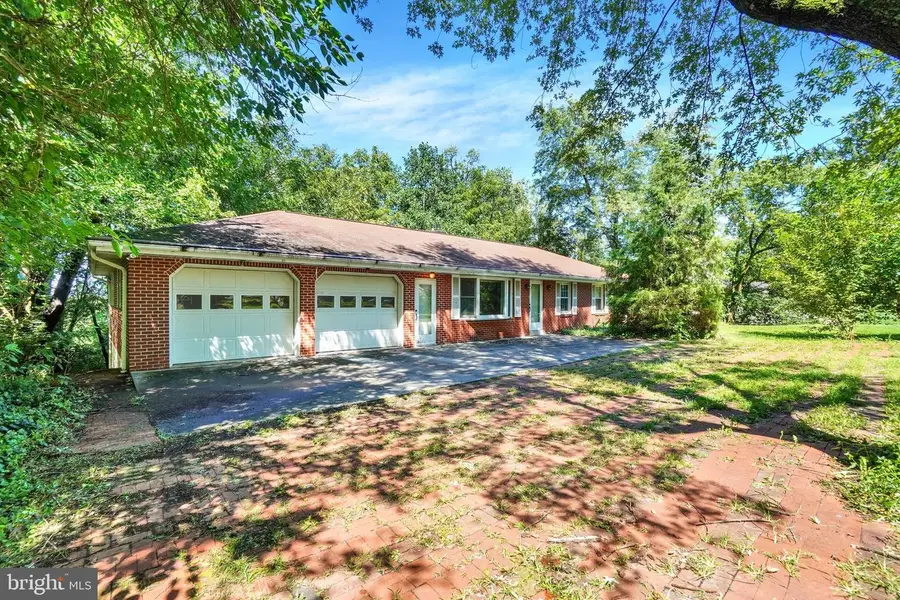 1131 Ridge Rd, Elizabethtown, PA 17022 - #3
