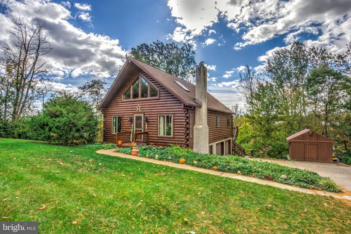 430 W Girl Scout Rd, Stevens, PA 17578 - #1