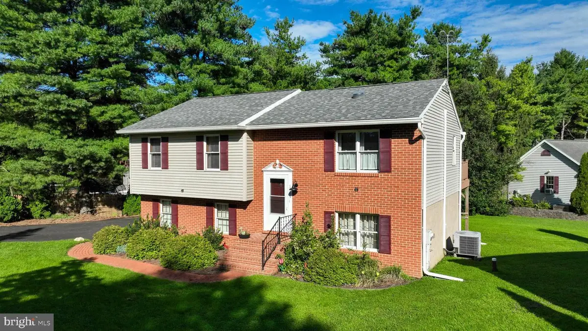 1189 Ridge Ave, Columbia, PA 17512 - #1
