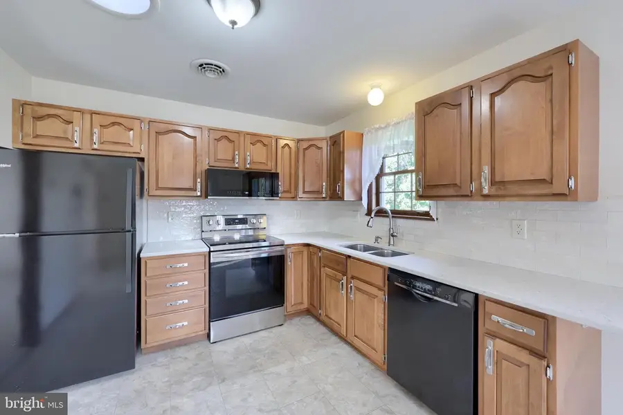 1189 Ridge Ave, Columbia, PA 17512 - #3