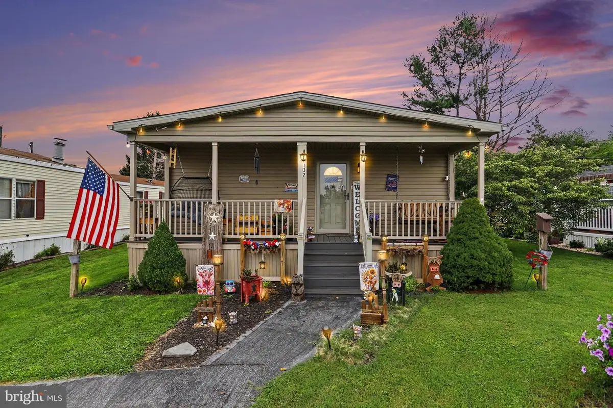 132 Amber Cir, New Holland, PA 17557 - #1