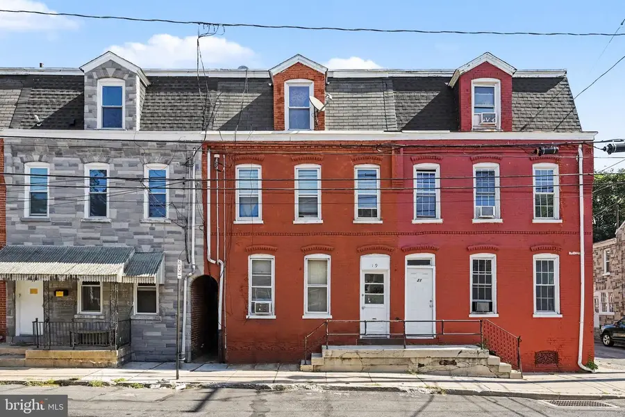 19 New Dorwart St, Lancaster, PA 17603 - #2
