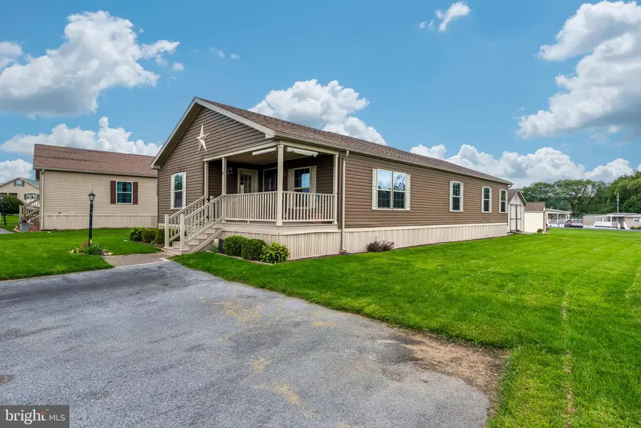 35 Emily Ln, New Holland, PA 17557 - #3