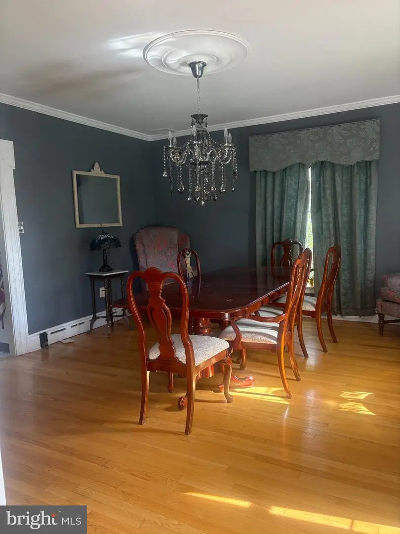 19 W King St, Ephrata, PA 17522 - #2