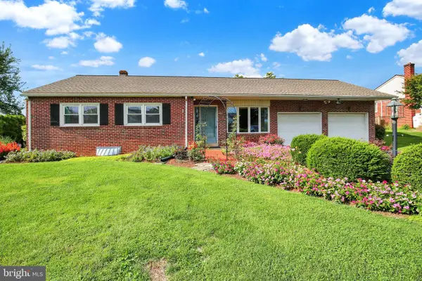 250 Sprecher Rd, LANCASTER, PA 17603