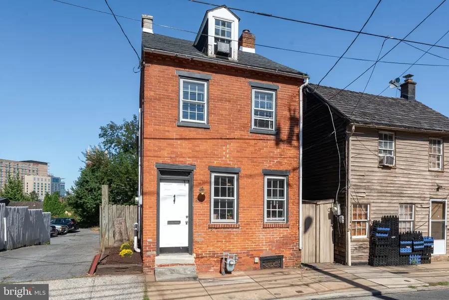 212 Howard Ave, Lancaster, PA 17602 - #2