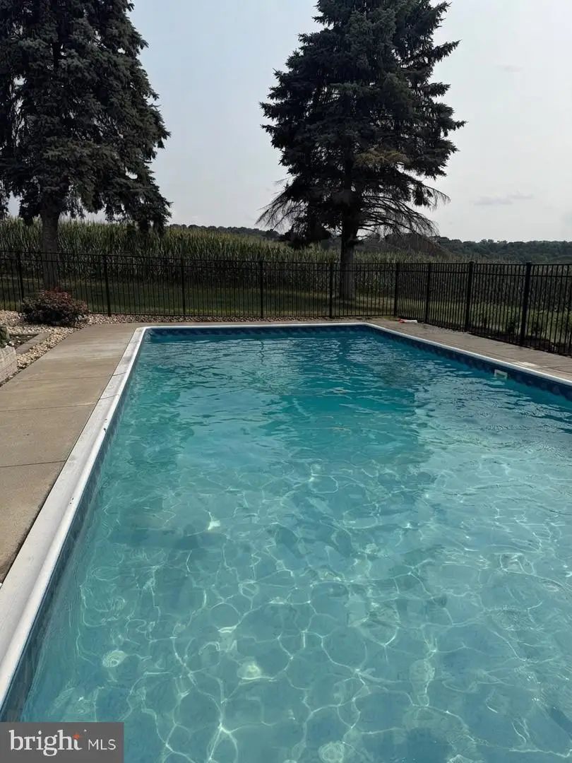 3936 Locust Grove, Columbia, PA 17512 - #2