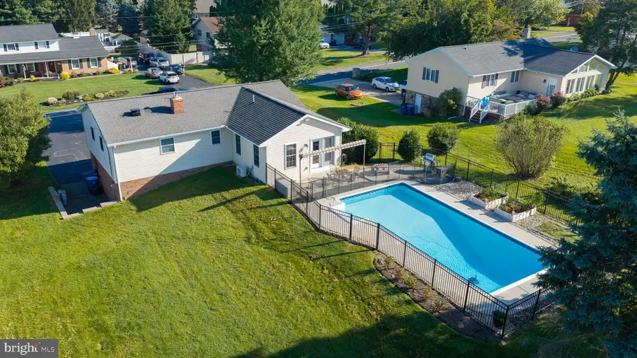 3936 Locust Grove, Columbia, PA 17512 - #3