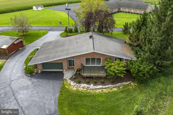 301 E Lancaster Ave, DENVER, PA 17517