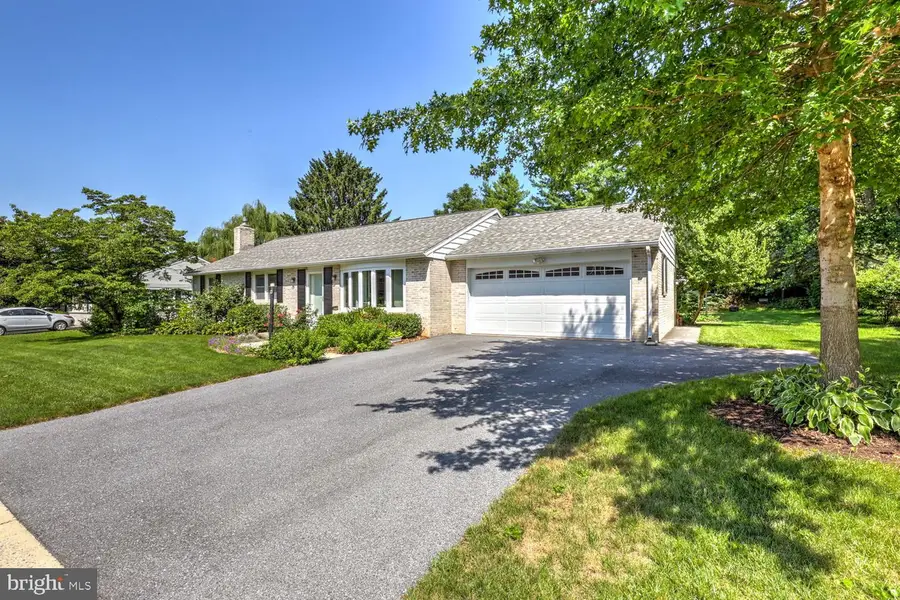 125 Bomberger Rd, Akron, PA 17501 - #3