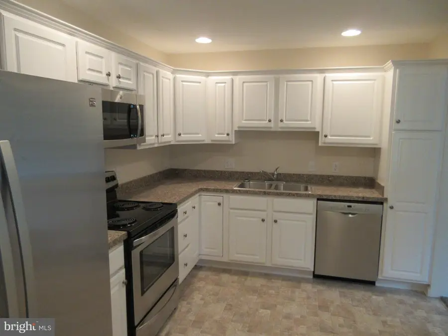 310 Pennridge Ave, Mountville, PA 17554 - #2