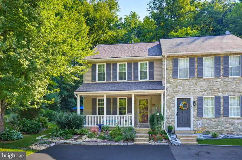29 Deep Hollow Ln, Lancaster, PA 17603 - #1