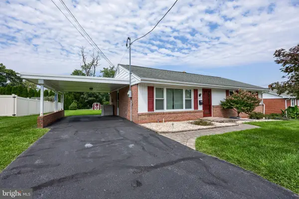520 Lincoln Ave, EPHRATA, PA 17522