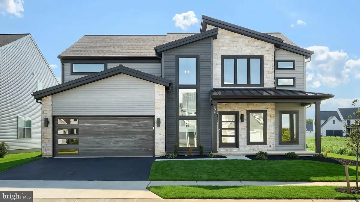 154 Sunrise Ln, Ephrata, PA 17522 - #1