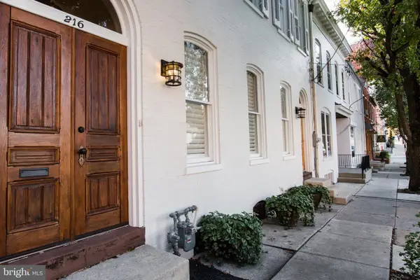 216 W Chestnut St, LANCASTER, PA 17603
