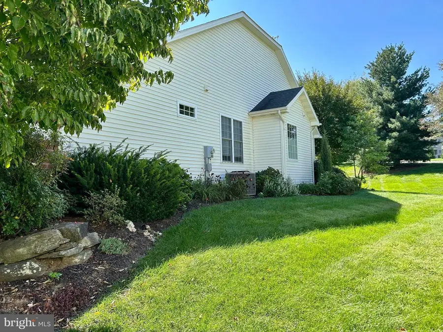 207 Sutherland Rd, Lancaster, PA 17603 - #3