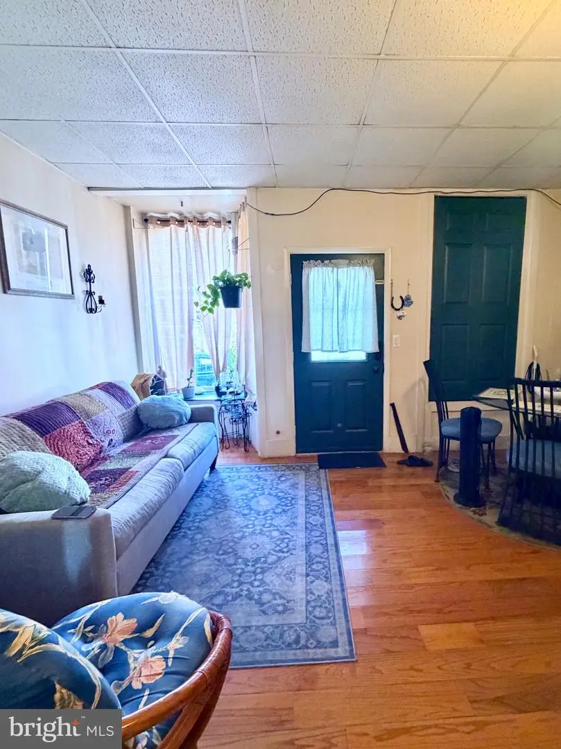 30 N 2nd St, Columbia, PA 17512 - #3