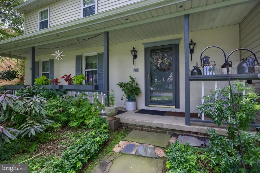 584 Laurel Ln, Lancaster, PA 17601 - #2