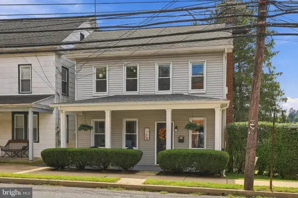 22 E Main St, MOUNTVILLE, PA 17554