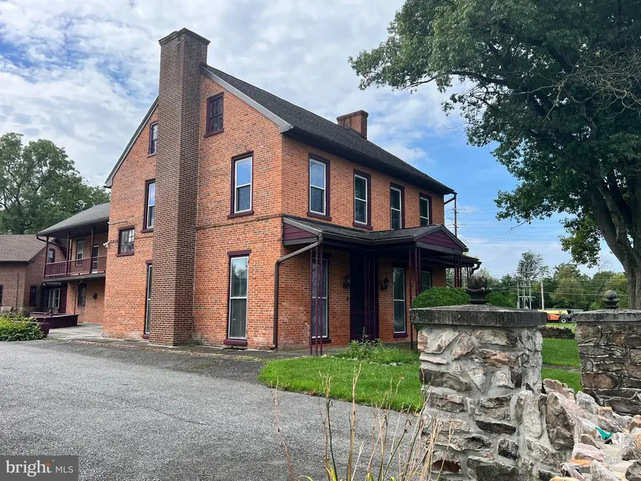 3985 Locust Grove Rd, Columbia, PA 17512 - #2