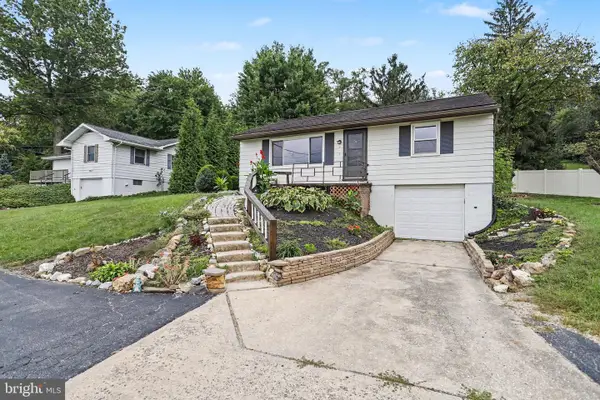 3968 Marietta Ave, COLUMBIA, PA 17512