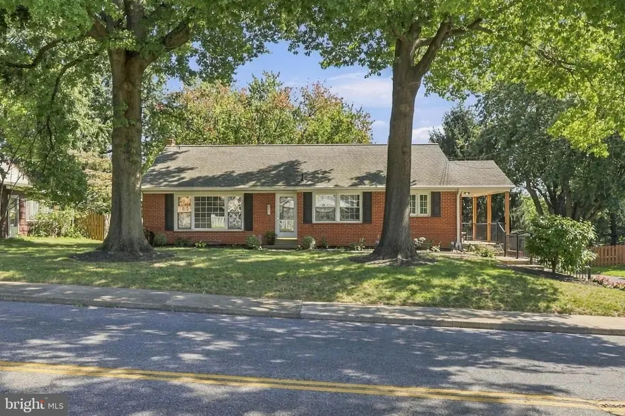 941 Pleasant View Rd, Ephrata, PA 17522 - #2
