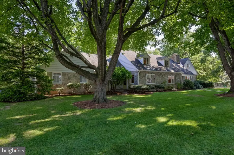 1105 Lincoln Heights Ave, Ephrata, PA 17522 - #2
