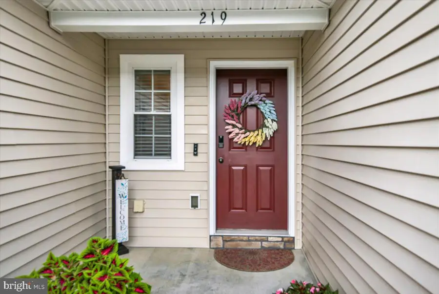 219 Lakeside Xing, Mount Joy, PA 17552 - #3