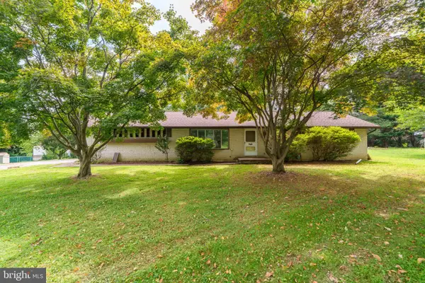 379 Dale Ave, MOUNTVILLE, PA 17554
