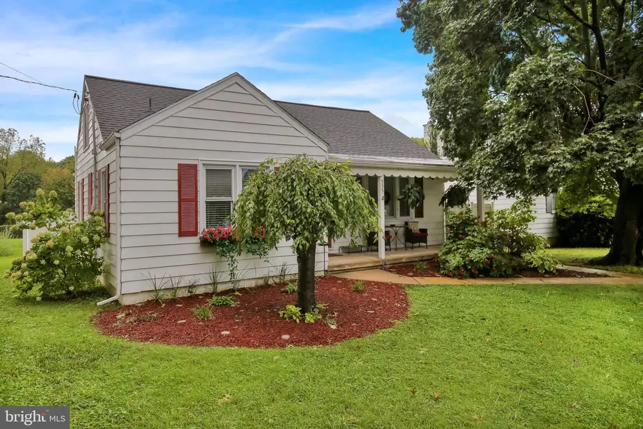 555 Maple St, Columbia, PA 17512 - #2