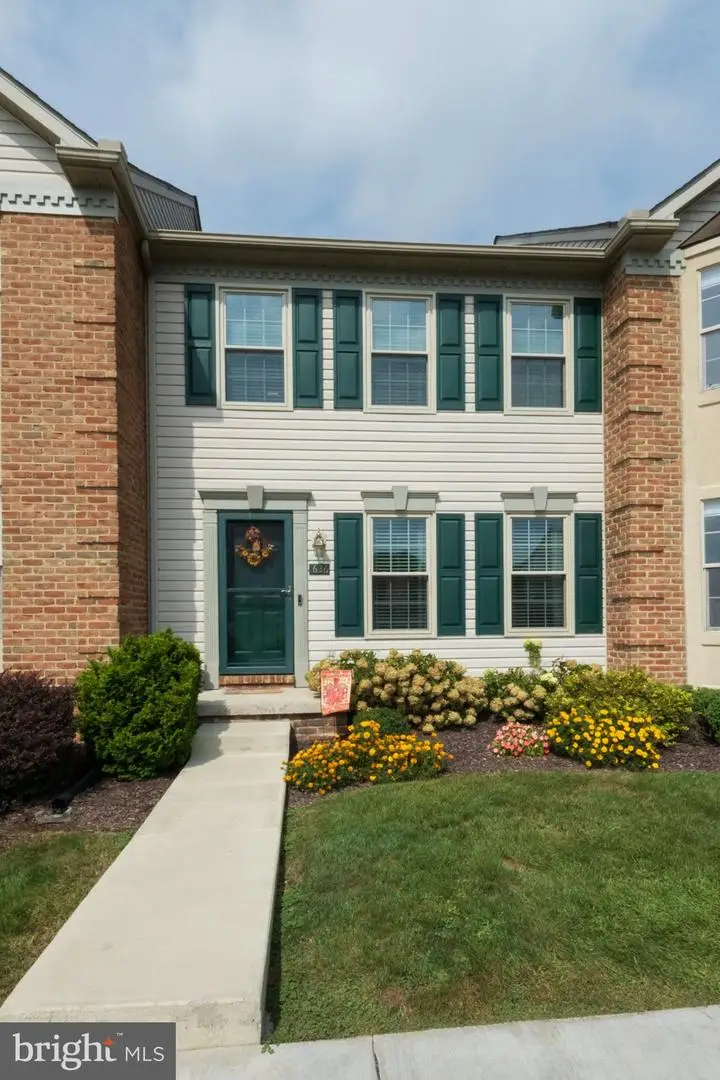 636 Cobblestone Ln, Lancaster, PA 17601 - #2