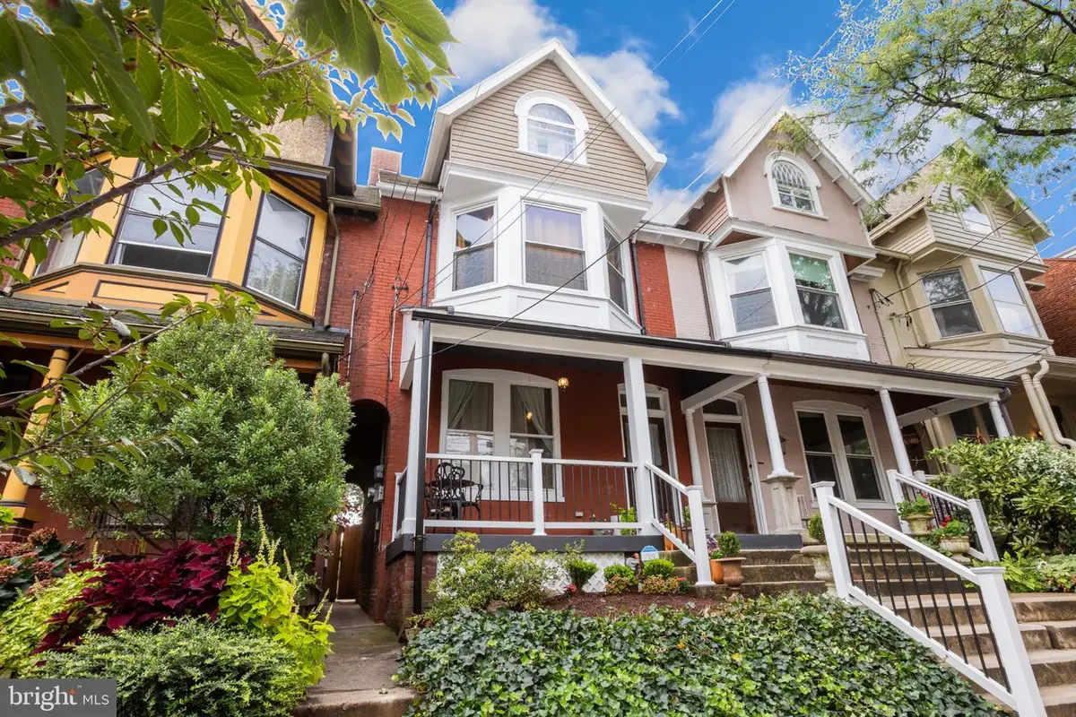 546 W Orange St, Lancaster, PA 17603 - #1